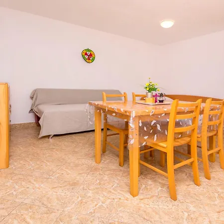 Apartment Poljak *